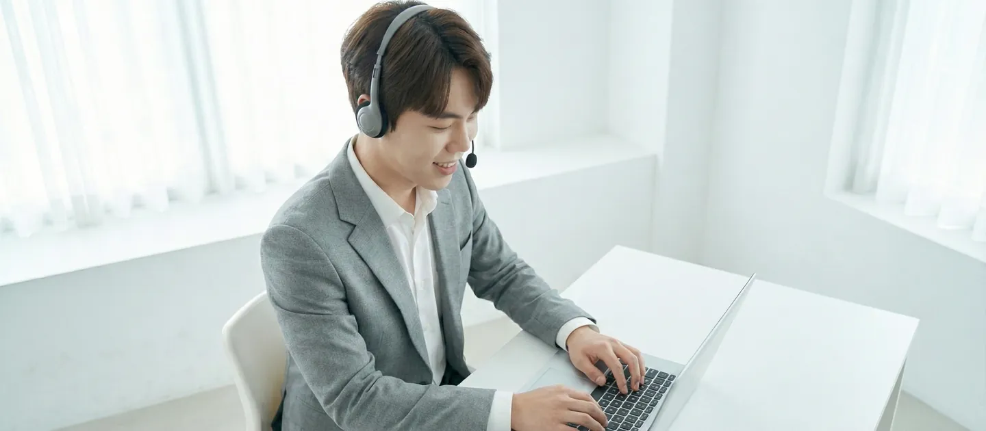 시점 질문 상담을 진행하는 장면을 담은 참고 사진